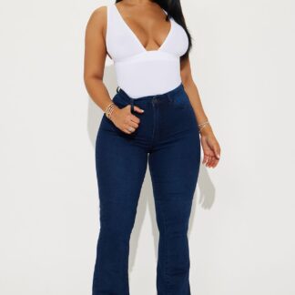 Jeans de Campana Cintura Alta - Lavado Medio