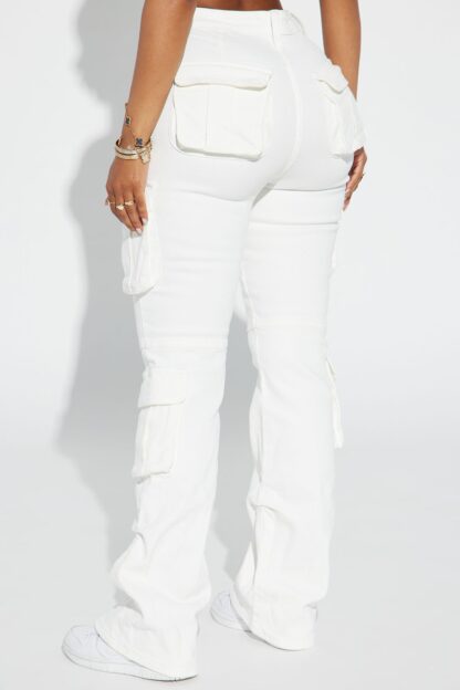 Jeans Cargo Elasticados con Detalles Metálicos - Image 15