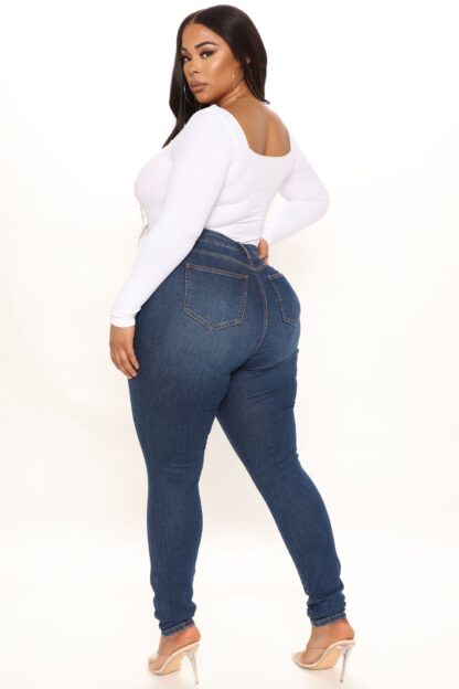 Jeans Skinny Corte Alto en Denim Oscuro - Image 15