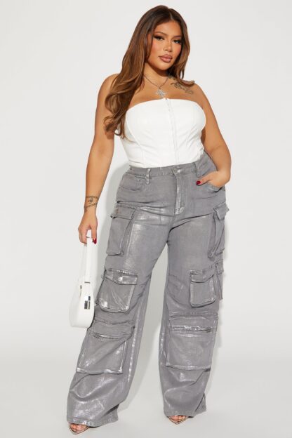 Jeans Cargo Amplios Brillo Metálico - Image 11